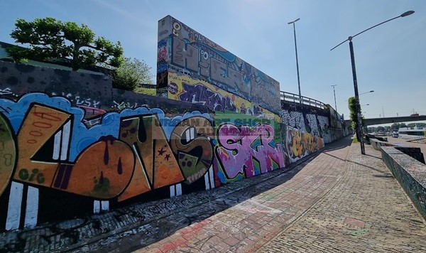 Overzicht van legale graffiti plekken en muren in Nederland Rijnkade Arnhem Urban Art Shop Almere